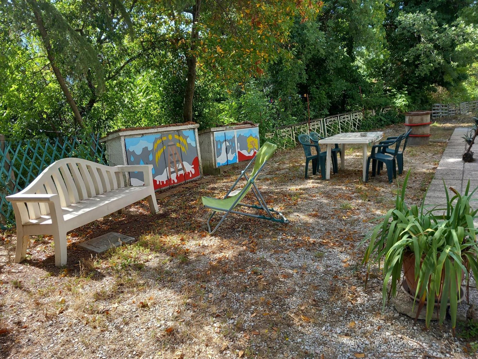 Casa Nel Verde Terni Bagian luar foto